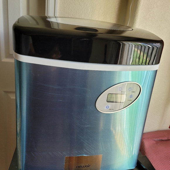 Programmable ICE Making Machine - Picture 6 of 7